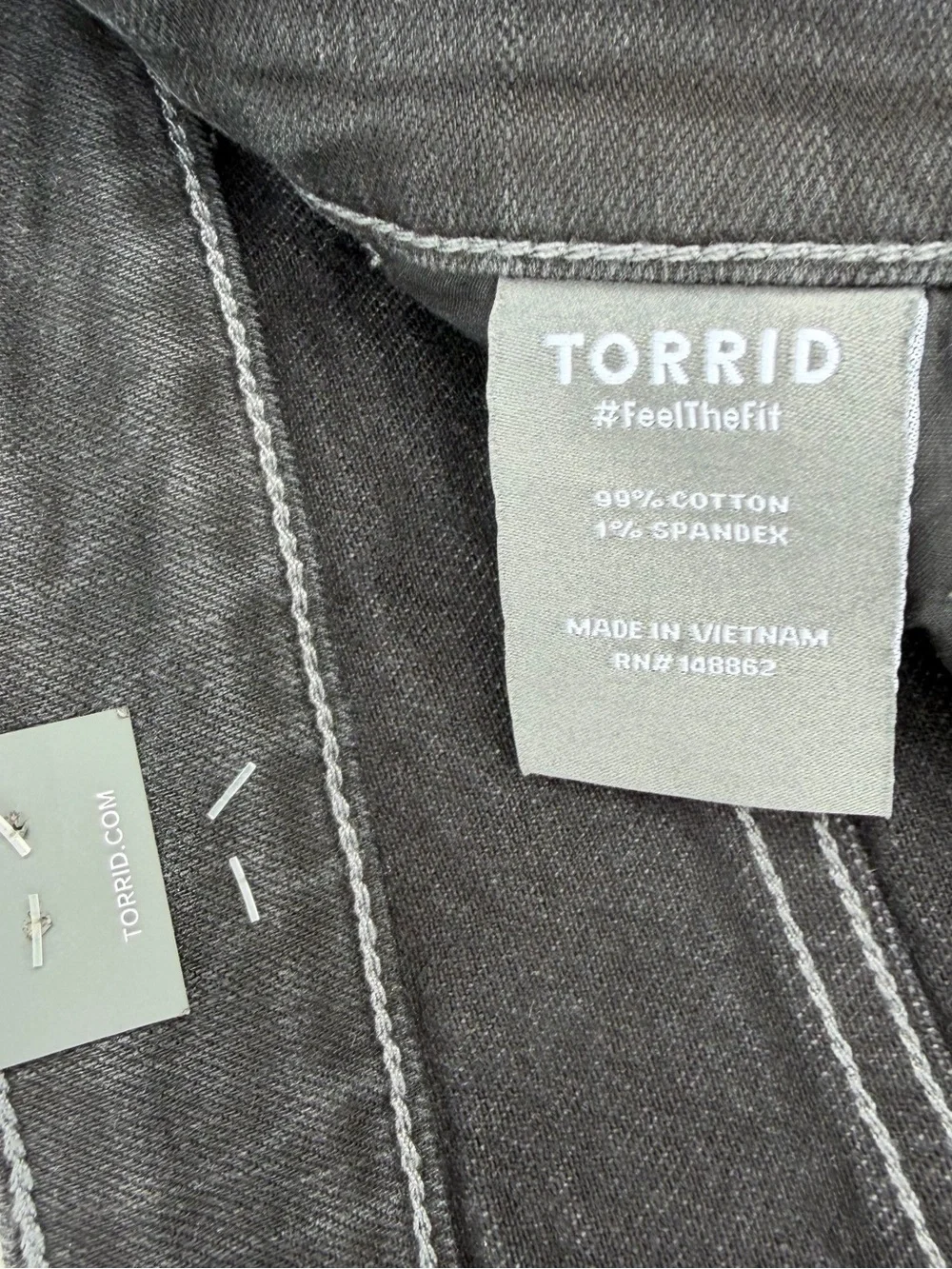 NWT Torrid 7' High-Rise Dad Short